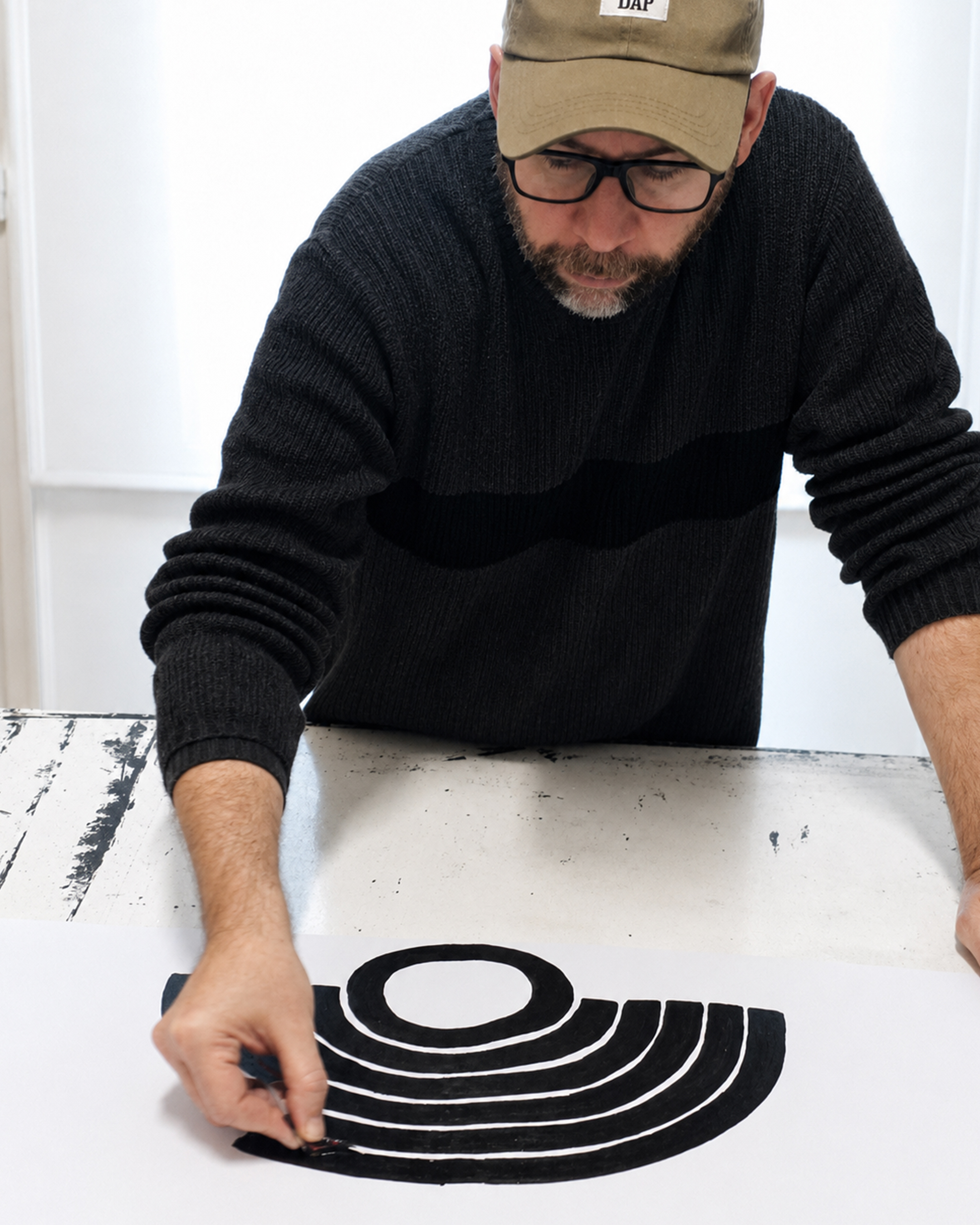 Pablo Martín working in his studio